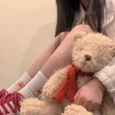 艳阳春水惊鸿