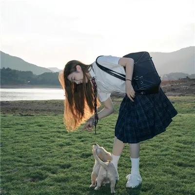 禁足少女罗曼史